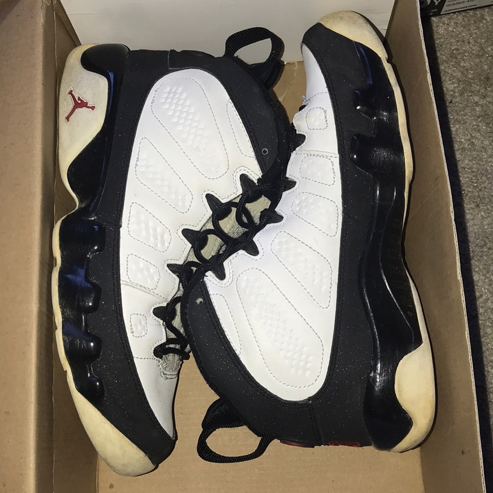 Air Jordan Retro 9 - Countdown Pack